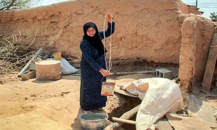 گلایه اهالی روستای منیوحی از مشکل آب شرب و برق