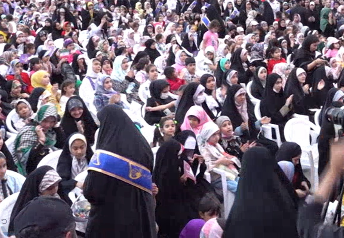 روز دختران ایرانی در جشن دختر ماه