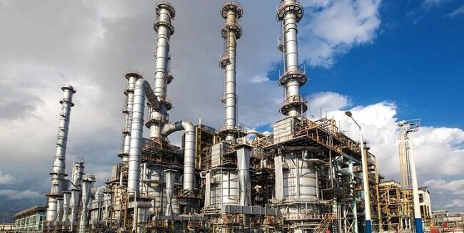 امضای سه توافقنامه و قرارداد نفتی با ارزش ۴۳۲ میلیارد تومان در خوزستان