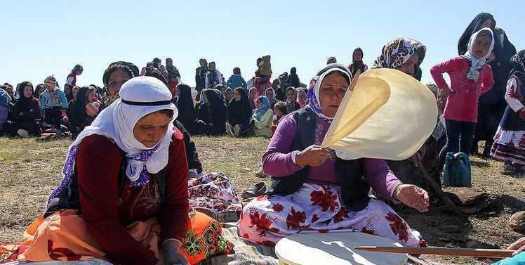 جشنواره بازی‌های بومی و محلی عشایر زنجانی در روستای قره اوغلانلو