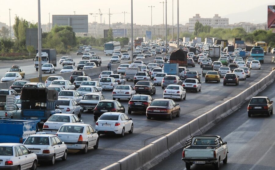 ترافیک سنگین در آزادراه قزوین – کرج و تردد روان در هراز