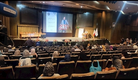 آغاز دوازدهمین همایش بین المللی داروسازی بالینی ایران
