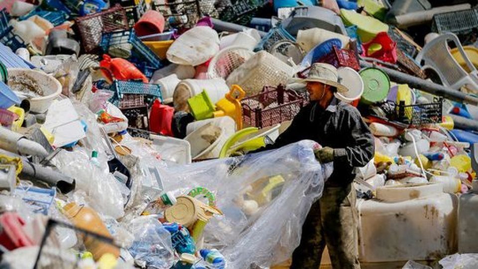 تولید سالانه ۱۸۵ هزار تن پلاستیک در کشور