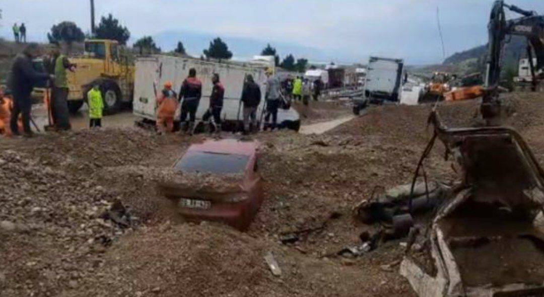 ریزش کوه در ترکیه با دو کشته و زخمی