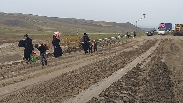 خدمات رسانی به سیل زدگان و بازسازی پل سرعت گیرد