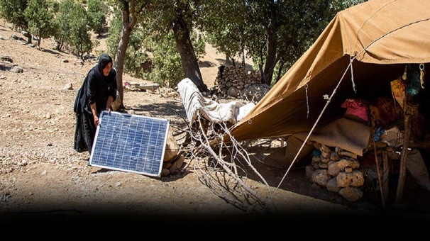 تحویل ۶۰۰ سامانه خورشیدی به عشایر آذربایجان غربی