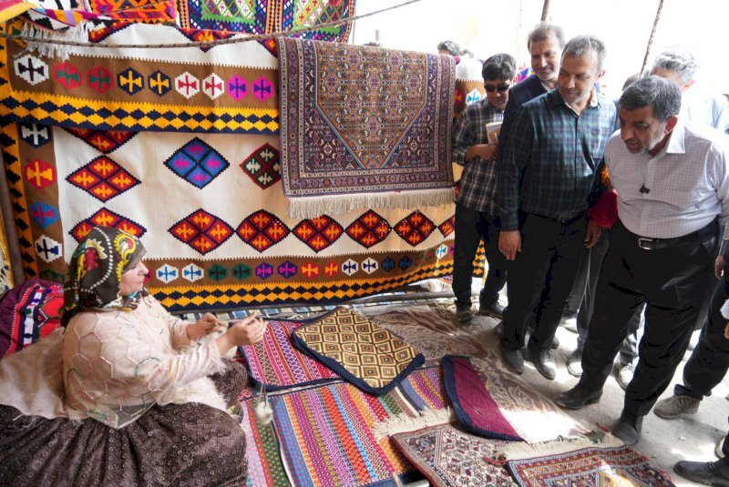 سیاه چادر‌های عشایر میزبان وزیر میراث فرهنگی
