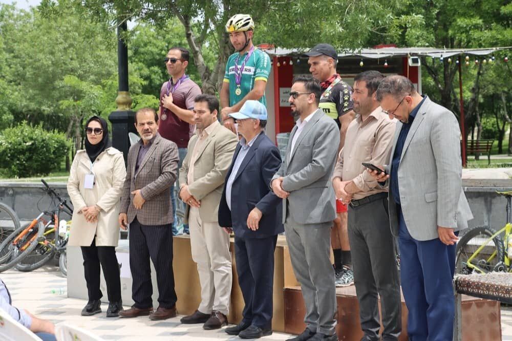 نفرات برتر مسابقه دوچرخه‌سواری کوهستان در اردبیل