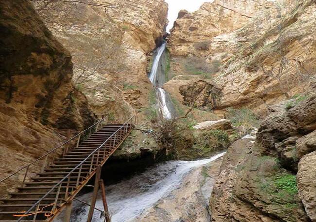 پیران بلندترین آبشار آپارتمانی خاورمیانه