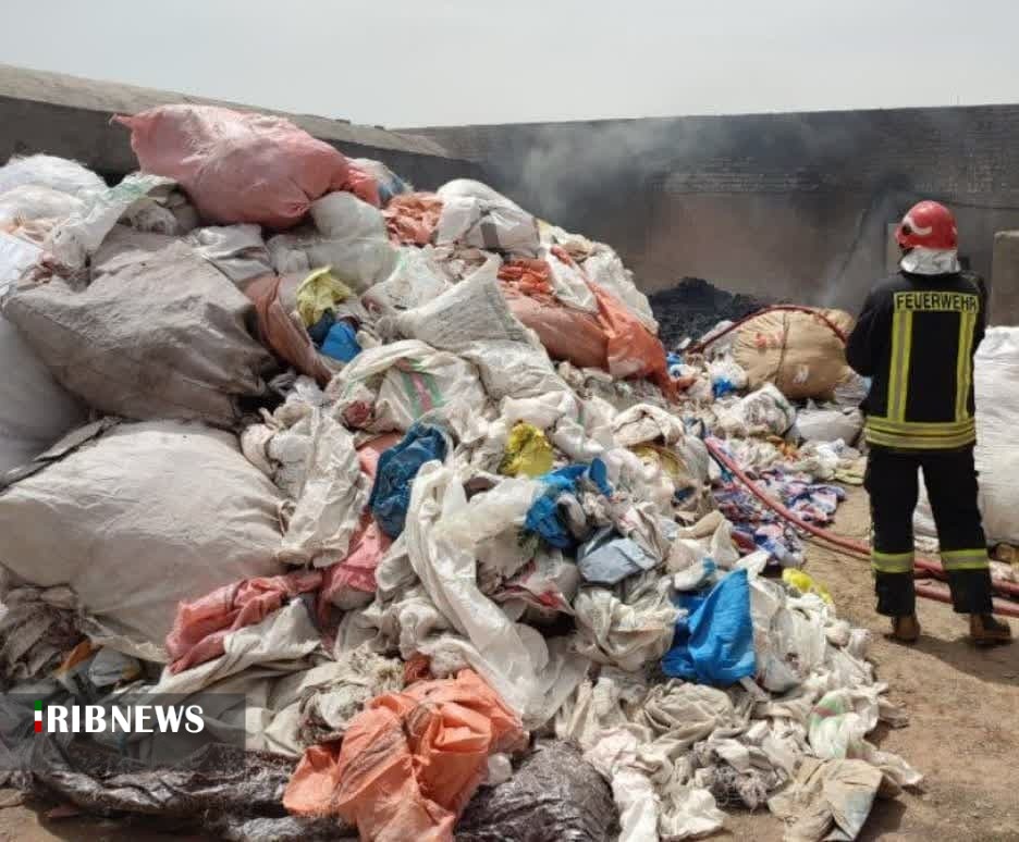 آتش سوزی انبار بزرگ ضایعات در منطقه «نوقطار»