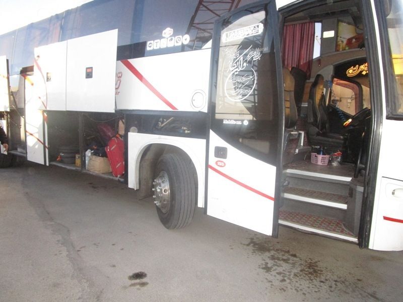 توقیف اتوبوس حامل کالای قاچاق درلارستان