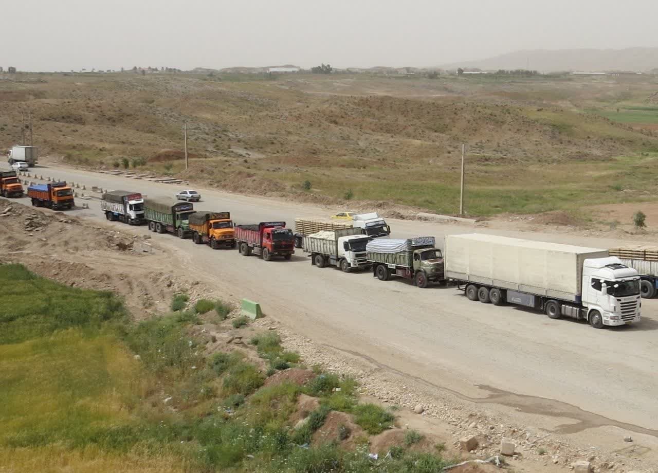 تشریفات گمرکی کالا‌های صادراتی در ۱۰۲ هزار دستگاه کامیون