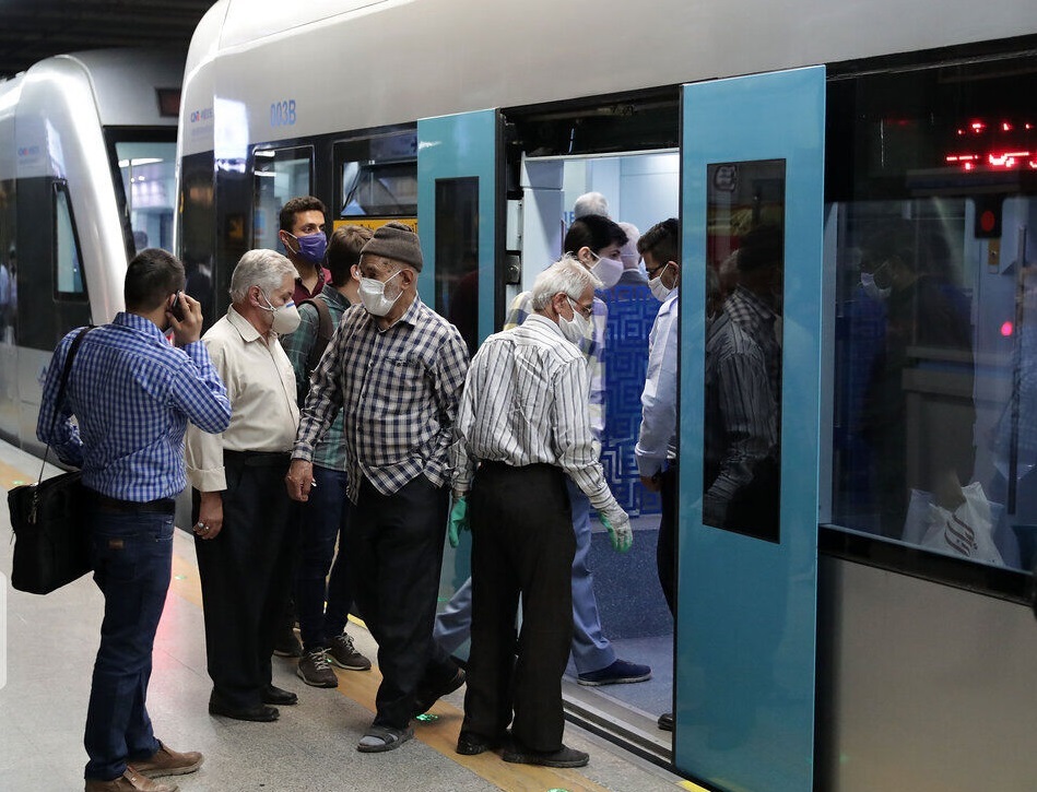 نقص فنی سرویس‌دهی قطار شهری مشهد را دچار اختلال کرد