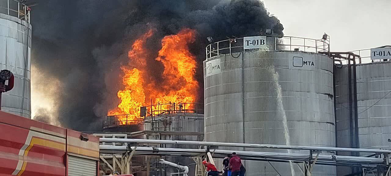 آتش سوزی در پالایشگاه نفت آفتاب بندرعباس
