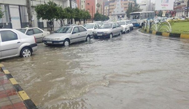 احتمال آبگرفتگی و لغزندگی جاده‌ها در ۵ استان کشور