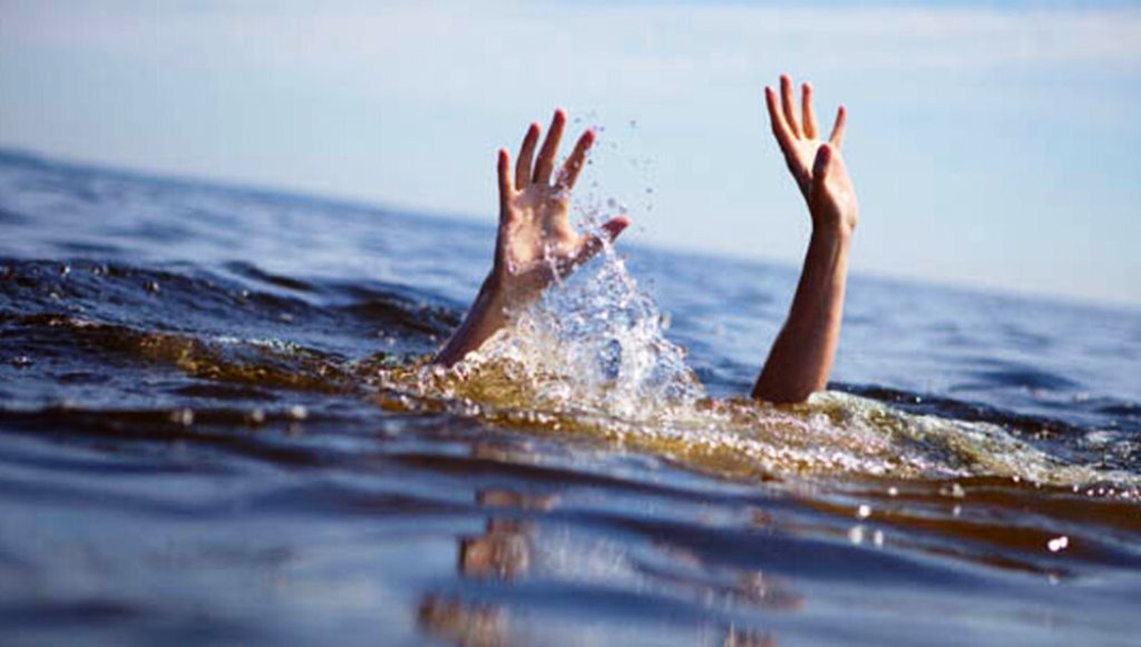 غرق شدن جوان ۱۸ ساله در سواحل سیمرغ کیش