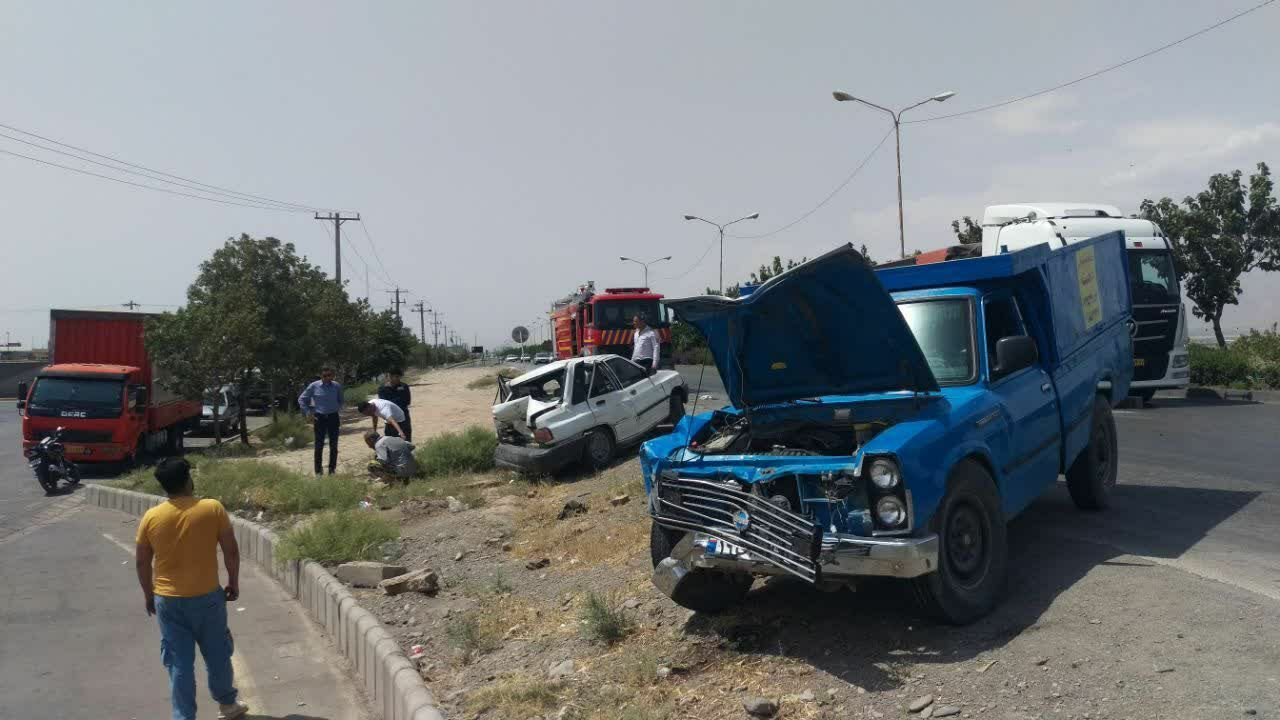 برخورد خودرو نیسان با پراید با ۳ مصدوم در نیشابور