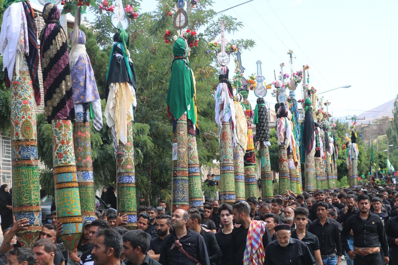 برگزاری مراسم علم بندان در شهر خرو