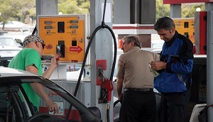 افزایش ۳۴ میلیون لیتری میانگین مصرف روزانه بنزین