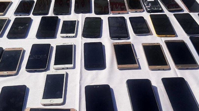 کشف ۱۰۵ گوشی هوشمند سرقتی هنگام خروج از کشور در تایباد