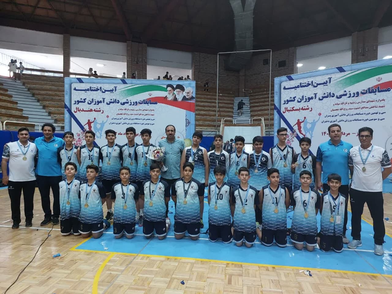 قهرمانی دانش آموزان سر اصفهانی در مسابقات هندبال کشور