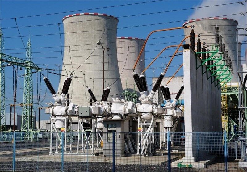 تامین ۹۵ درصد برق تولیدی کشور از طریق نیروگاه‌ها