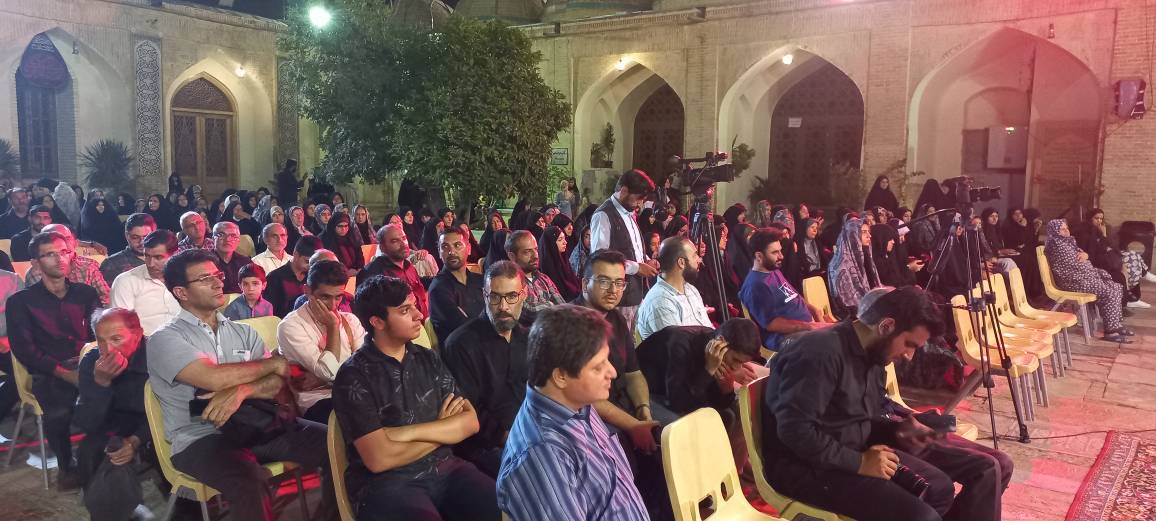 برگزاری شب شعر عاشورایی بیرق در شیراز
