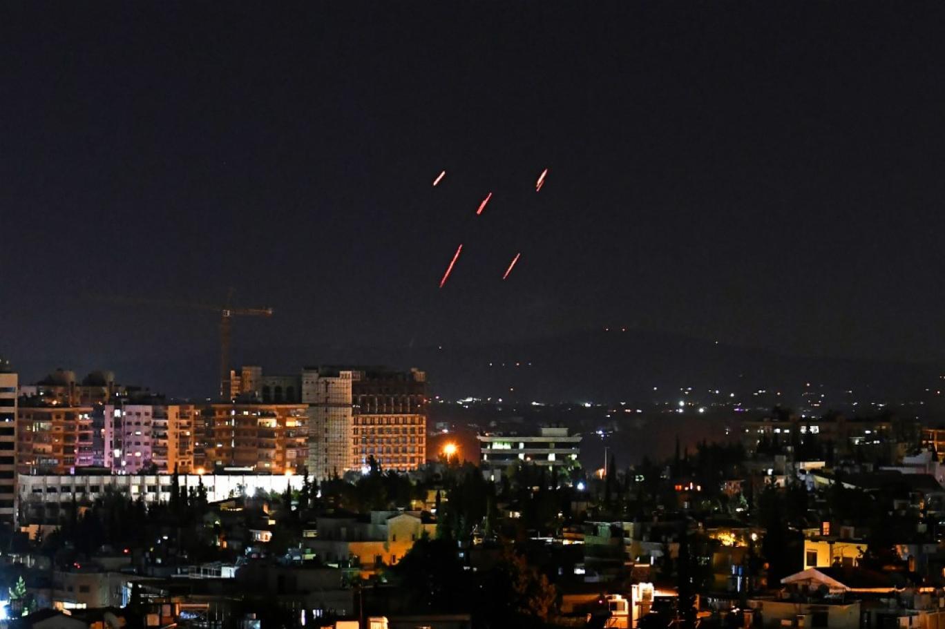 مقابله سامانه پدافندی سوریه با موشک‌های رژیم صهیونیستی
