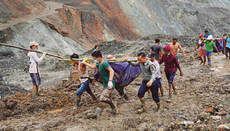 دو کشته و بیش از ۳۰ ناپدید بر اثر ریزش یک معدن یشم در میانمار