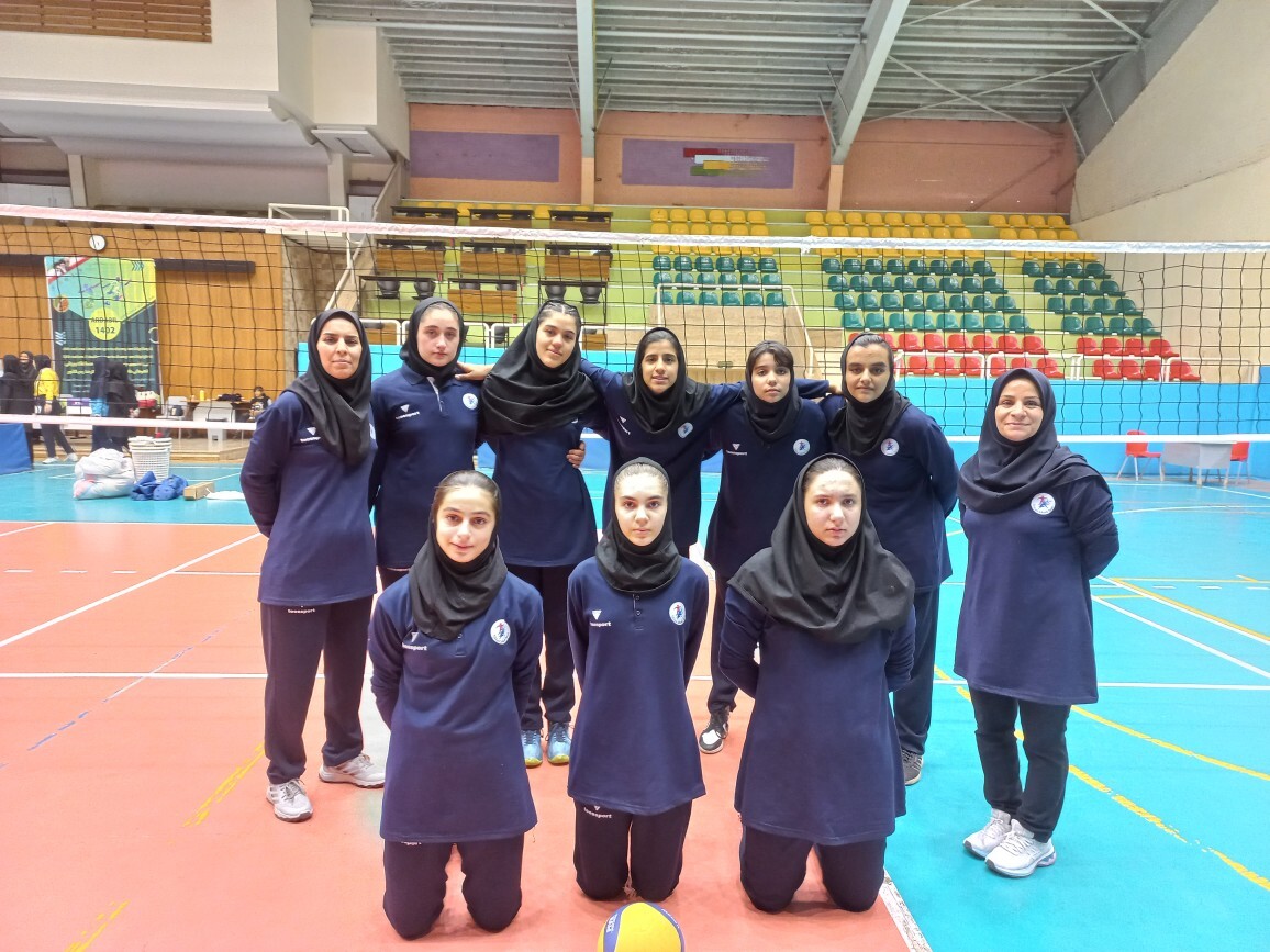 نایب‌قهرمان دختران اصفهانی در مسابقات والیبال دانش‌آموزی کشور
