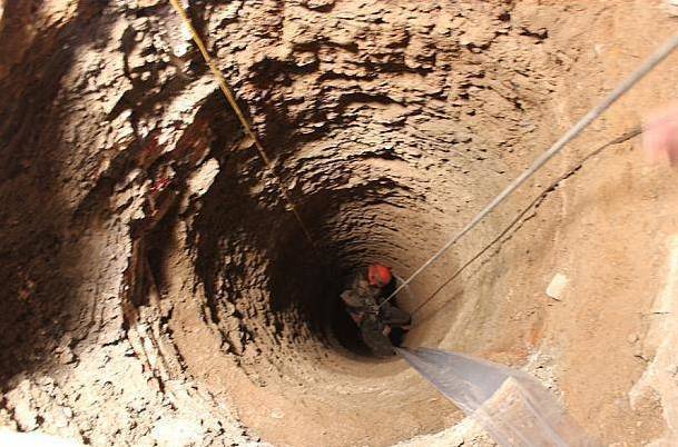 چاه کن ۶۲ ساله در شیروان جان باخت
