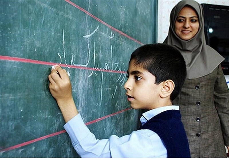 انجام فرایند ارزیابی تکمیلی پذیرفته شدگان  آموزگاری مدارس آموزش و پرورش استان کرمانشاه
