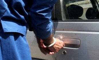 دستگیری سارقان محتویات خودرو در حین سرقت