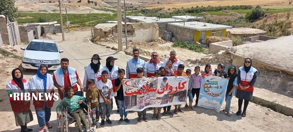 حضور کاروان سلامت هلال احمر در روستای درهمیانه سپیدان