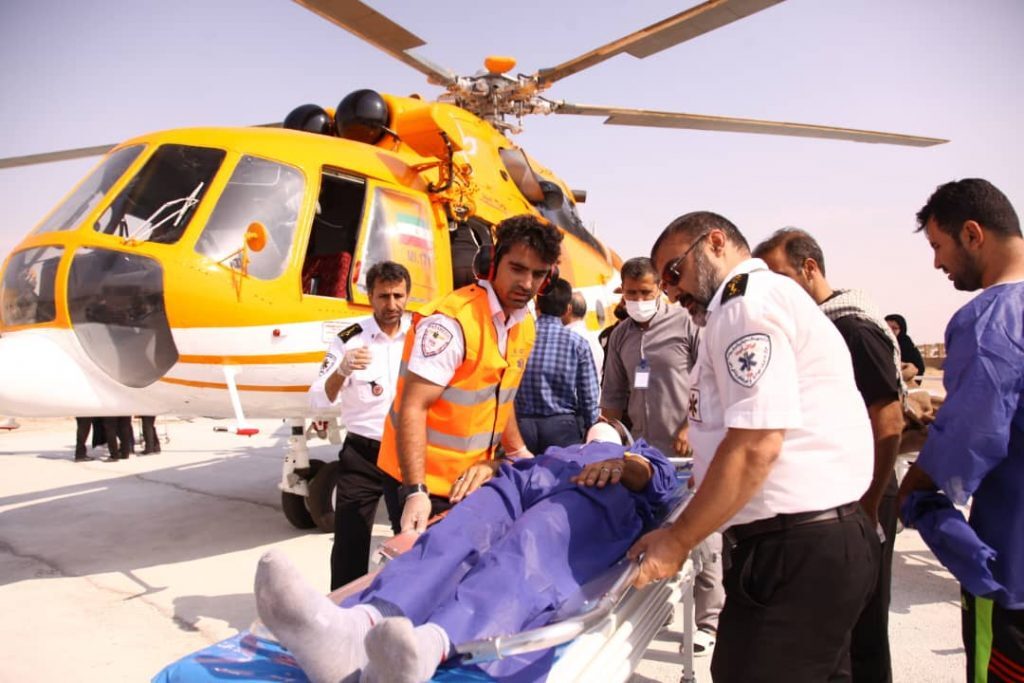 انتقال هوایی زائربیمار از مرز خسروی به بیمارستان امام رضا (ع)