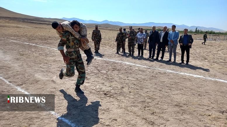 برگزاری مسابقه ارتقای آمادگی جسمانی و رزمی ارتش در مراغه