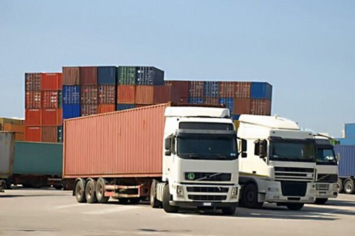 حدود ۲.۵ میلیارد دلار صادرات از گمرکات آذربایجان غربی ثبت شد