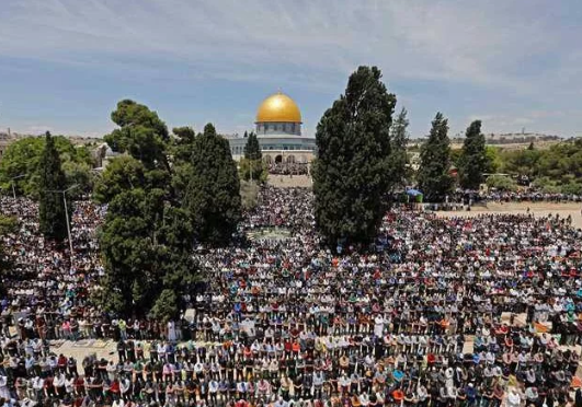 نماز جمعه مسجدالاقصی با حضور ده ها هزار فلسطینی