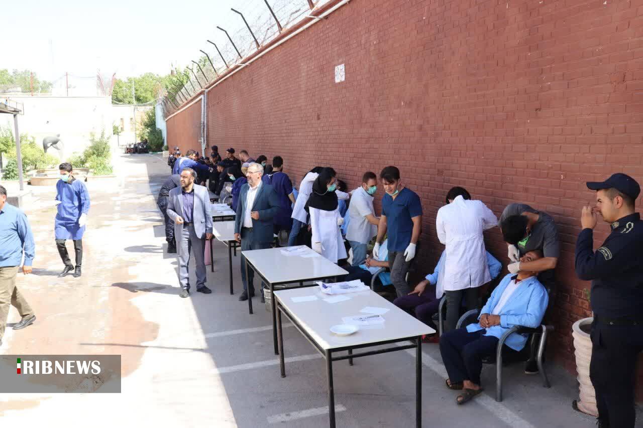 ارائه خدمات رایگان دندانپزشکی در زندان شهرستان مراغه