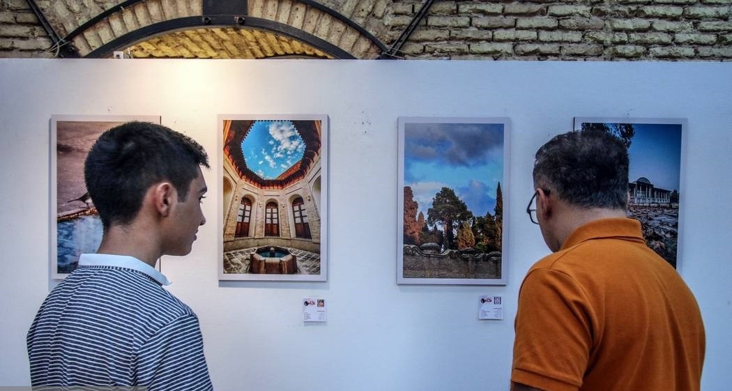 برپایی نمایشگاه نگاه من در شیراز