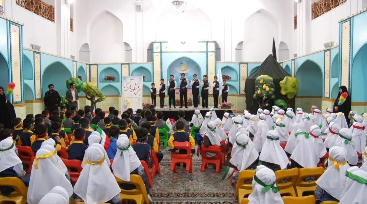برگزاری جشن شکوفه‌های حسینی در حرم مطهر رضوی