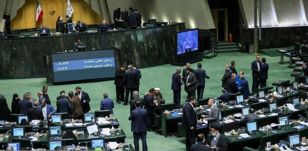 مجلس با اجرای آزمایشی لایحه عفاف و حجاب به مدت سه سال موافقت کرد