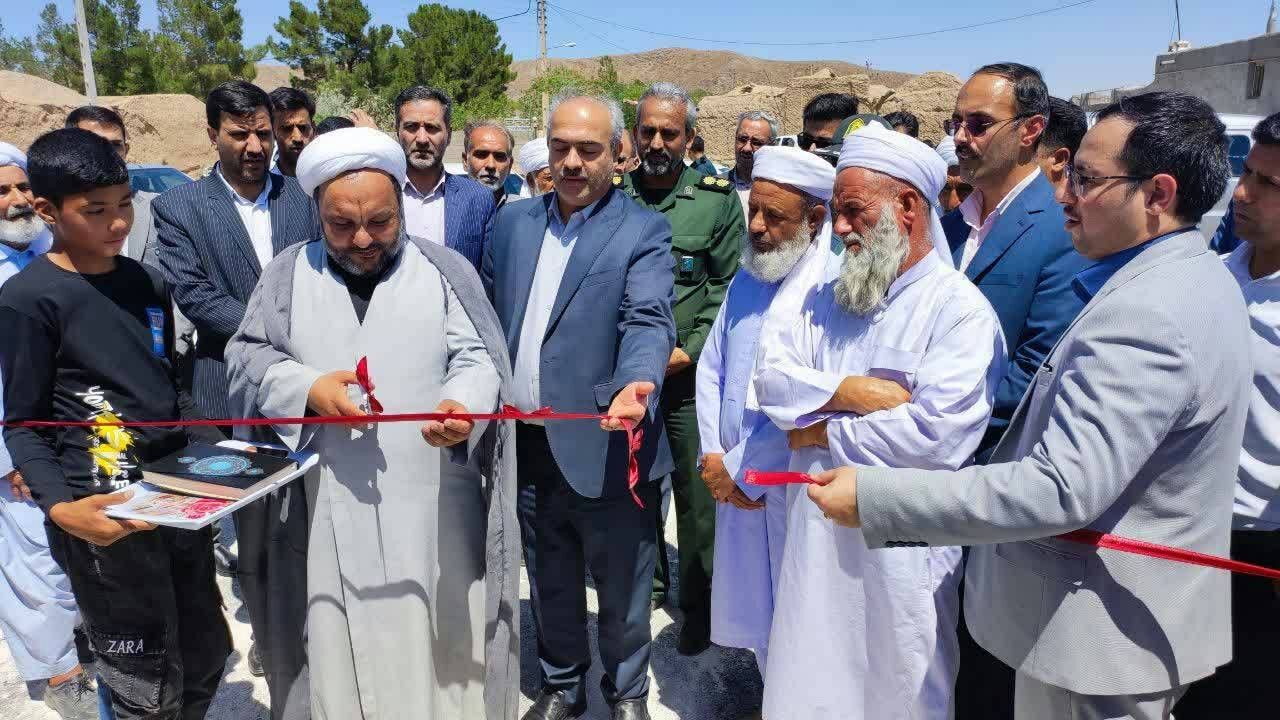 آسفالت ۳۳۰۰ متر مربع از معابر روستای ارزنه بخش مرکزی شهرستان خواف