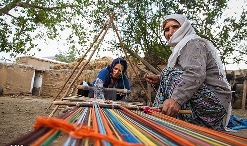 صاحبان ۴۸۱ طرح صنایع دستی تسهیلات مشاغل خانگی می‌گیرند