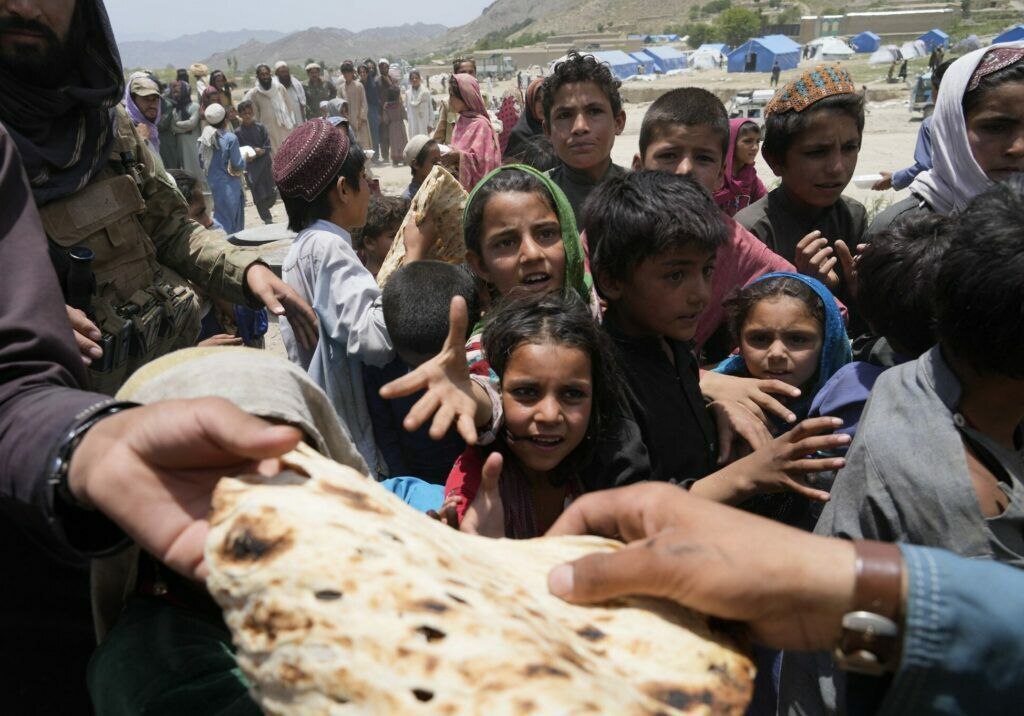 وعده کمک بانک توسعه آسیایی و اتحادیه اروپا به افغانستان