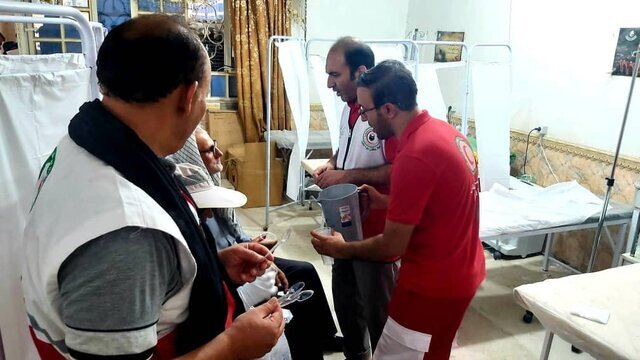 خدمات رسانی هلال‌احمر فارس به ۸هزار زائر اربعین در عراق