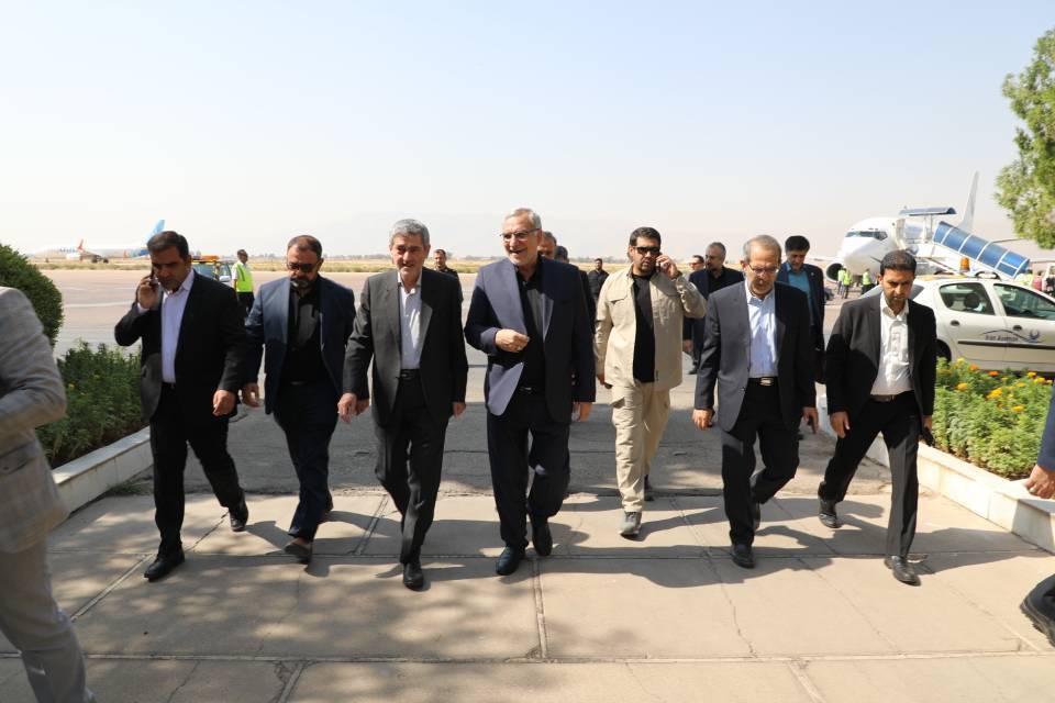 ورود وزیر بهداشت به فارس