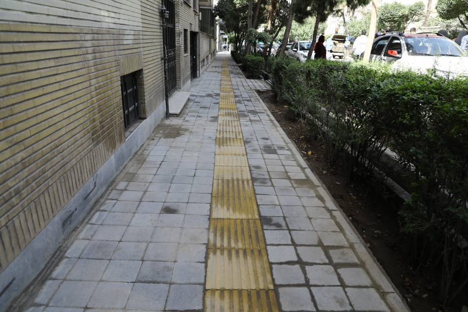 مناسب سازی گذرگاههای عابر پیاده در منطقه 13 تهران