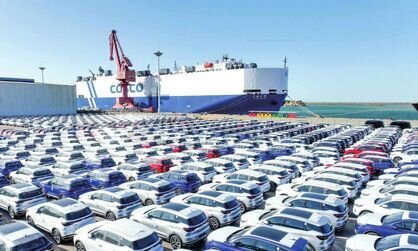 واردات هزار خودروی خارجی از بندر شهید باهنر