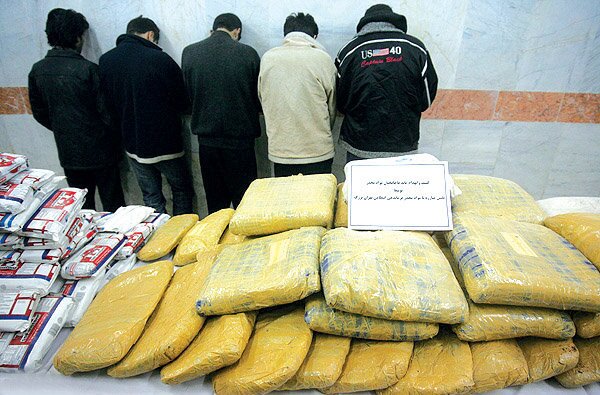 دستگیری ۷۵۴ قاچاقچی موادمخدر و معتاد در همدان 